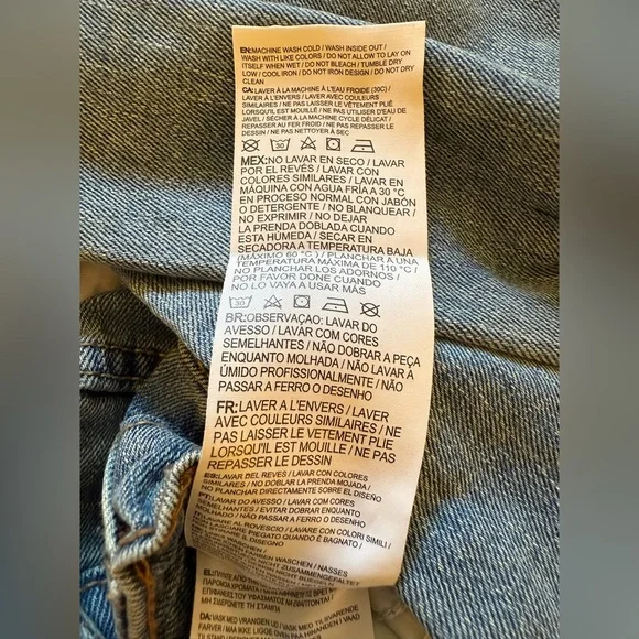 Levi's Blue Denim Jeans Classic Style - Picture 8 of 8